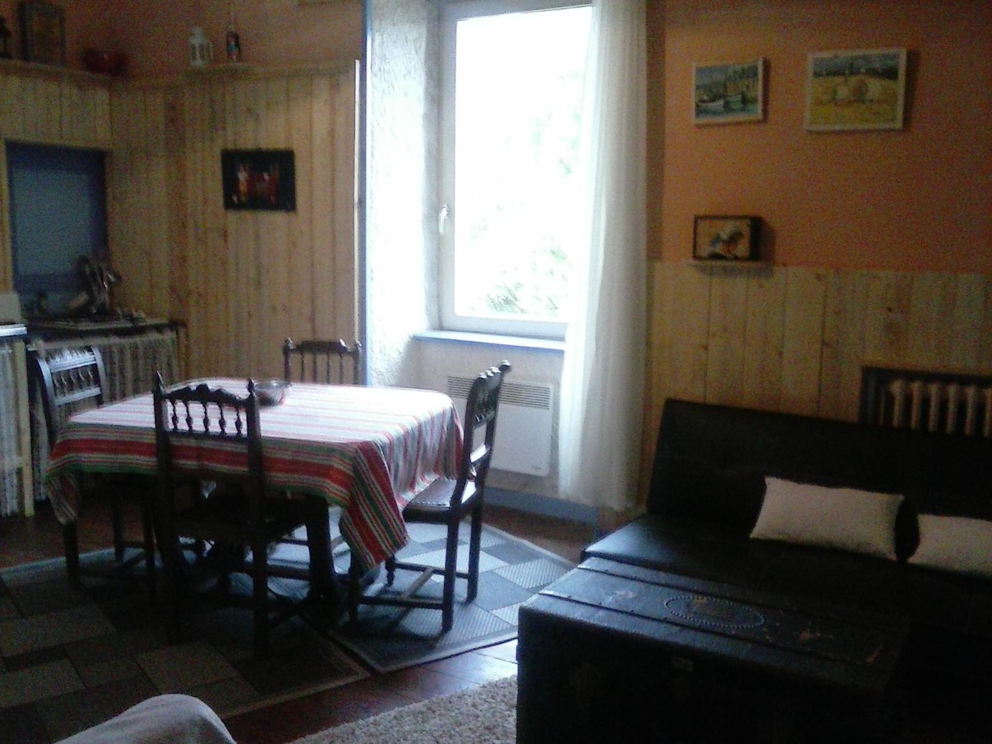 Les Gites Du Couvent Alternatif Camlez Δωμάτιο φωτογραφία